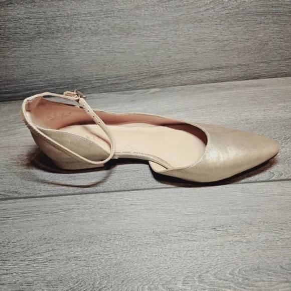 Franco Sarto antique gold ankle-strap flats, size 12 - Picture 3 of 15